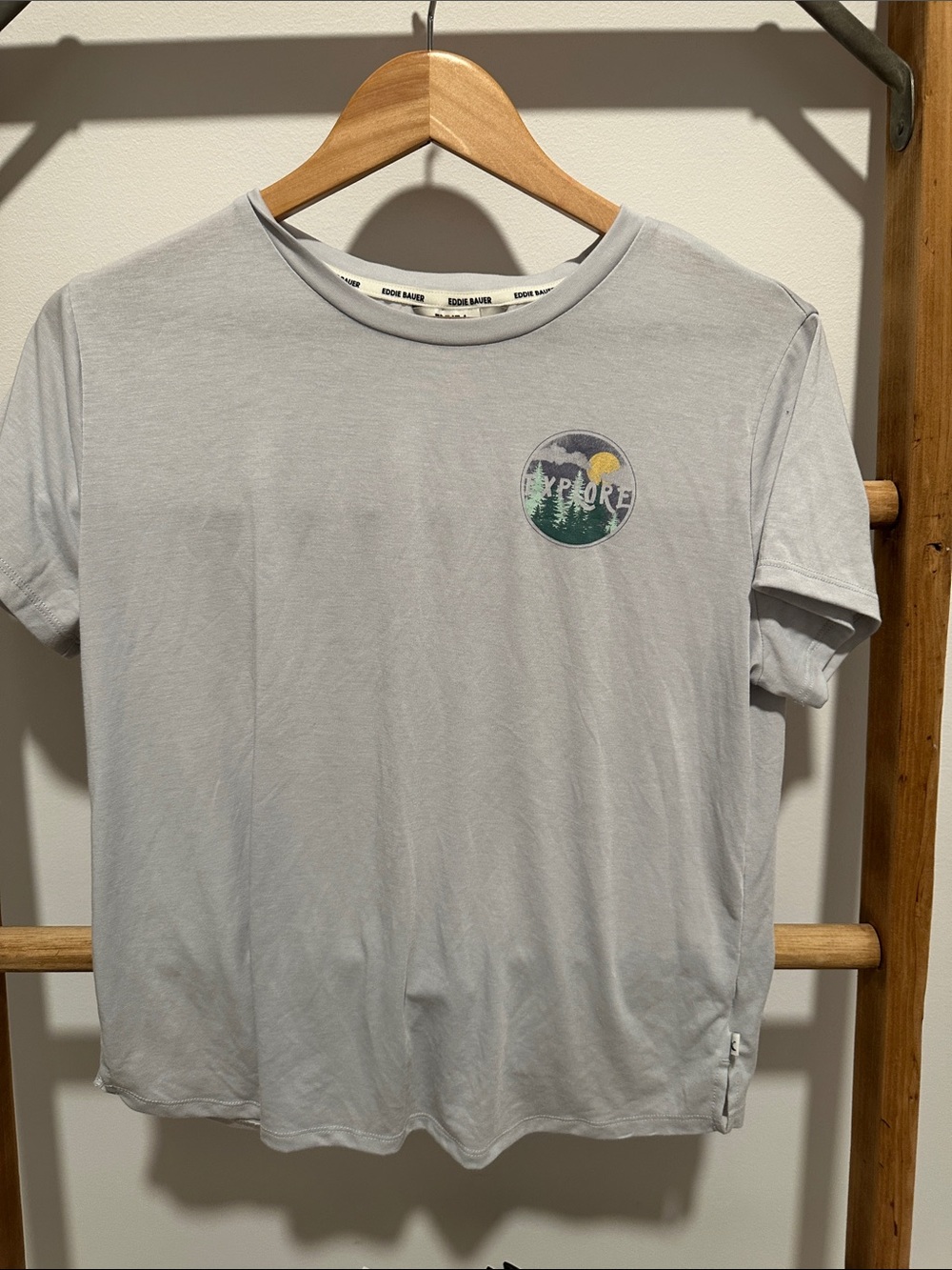 Women’s Eddie Bauer Explore Graphic Crewneck T-Shirt